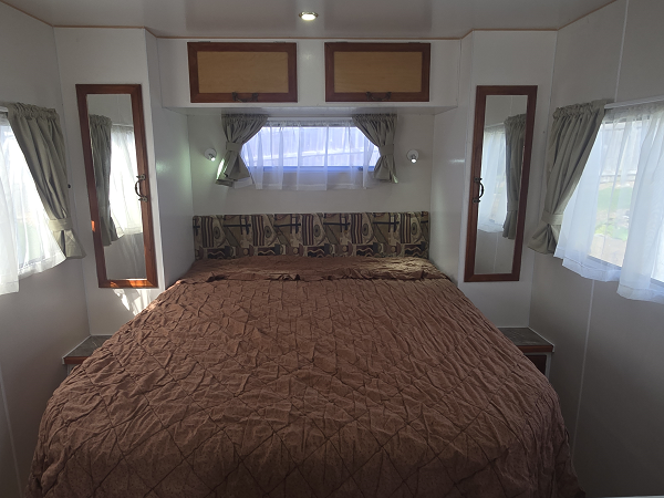 Inside Picture 3